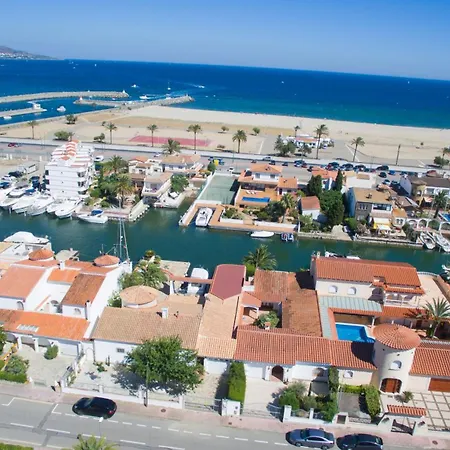 Villa Leon Inmo Pia - 11084 Empuriabrava