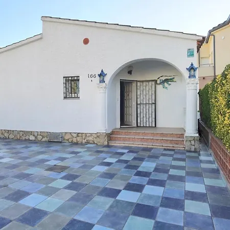 Leon Inmo Pia - 11084 Villa *